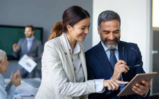 Business man and woman consulting